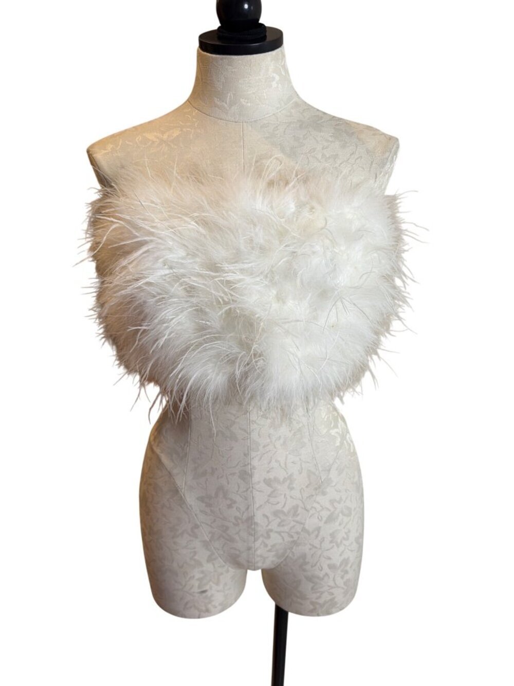 12th Tribe Womens Zippered Bandeau Style Feather Top Size Small White Party Glam